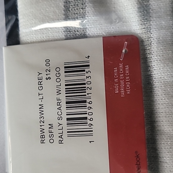 NWT Reebok Rally scarf - Picture 4 of 4